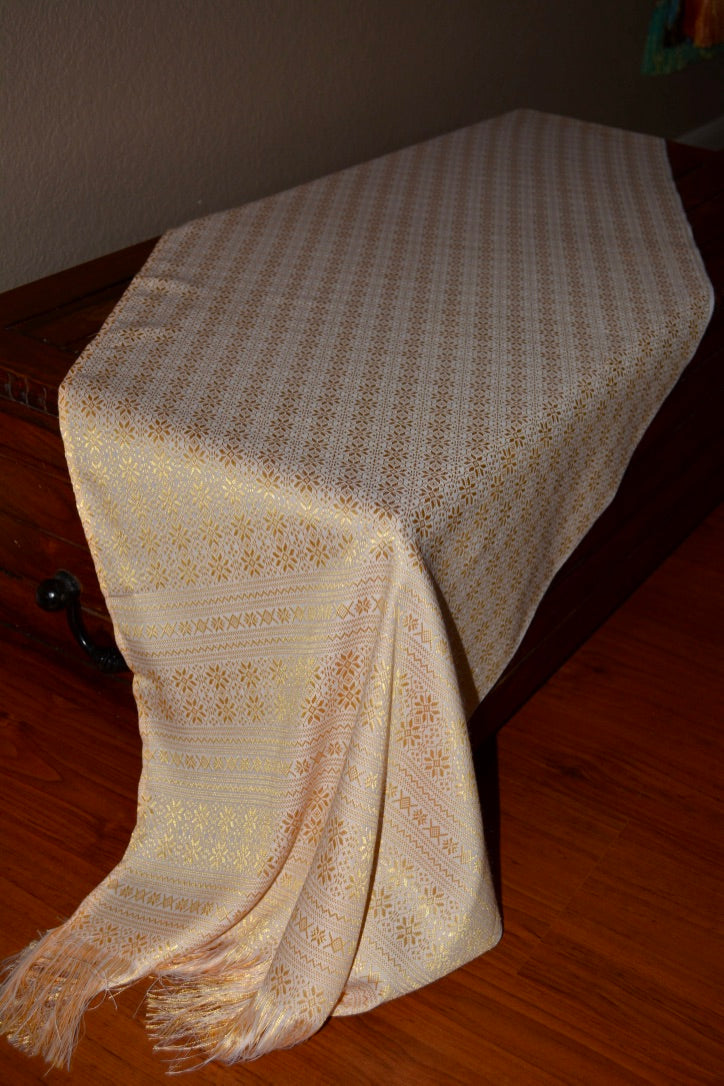 Silky Table Clothes (Table Runner) 20"x70"